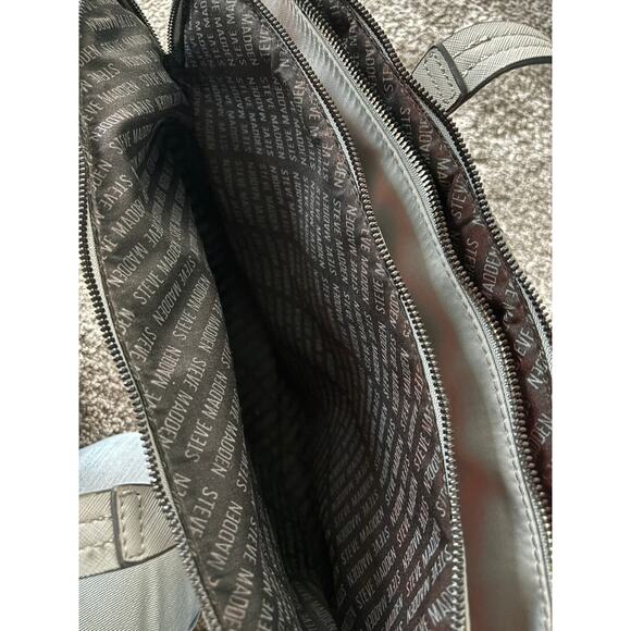 Steve Madden ladies travel/work tote/computer bag in grey diamond quilted NWOT - Picture 5 of 9